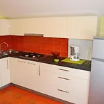 With Parking Space - Diklo, - 5880 Apartamento Zadar