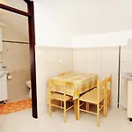 With Parking Space - Diklo, - 5880 Задар